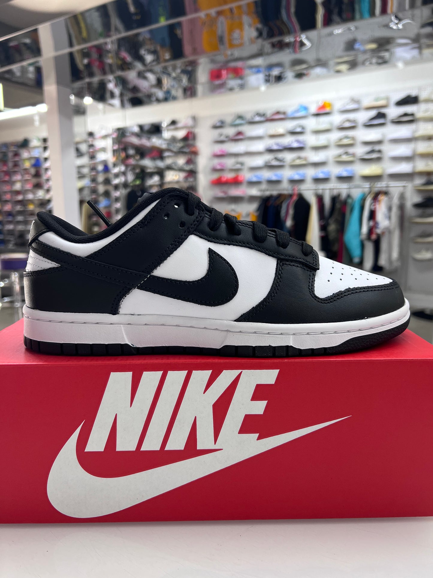 Dunk Low Panda