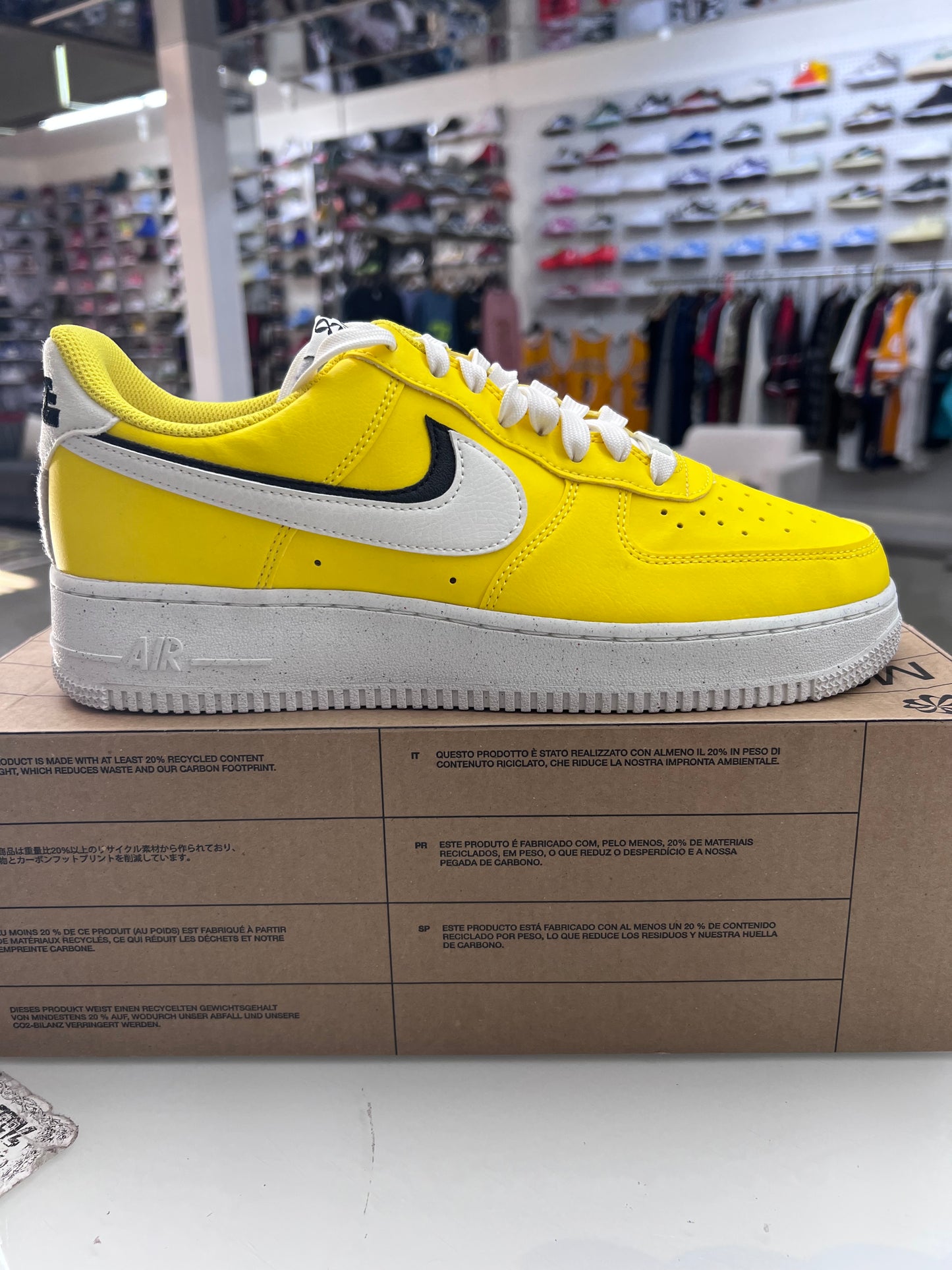 AF 1 Tour Yellow