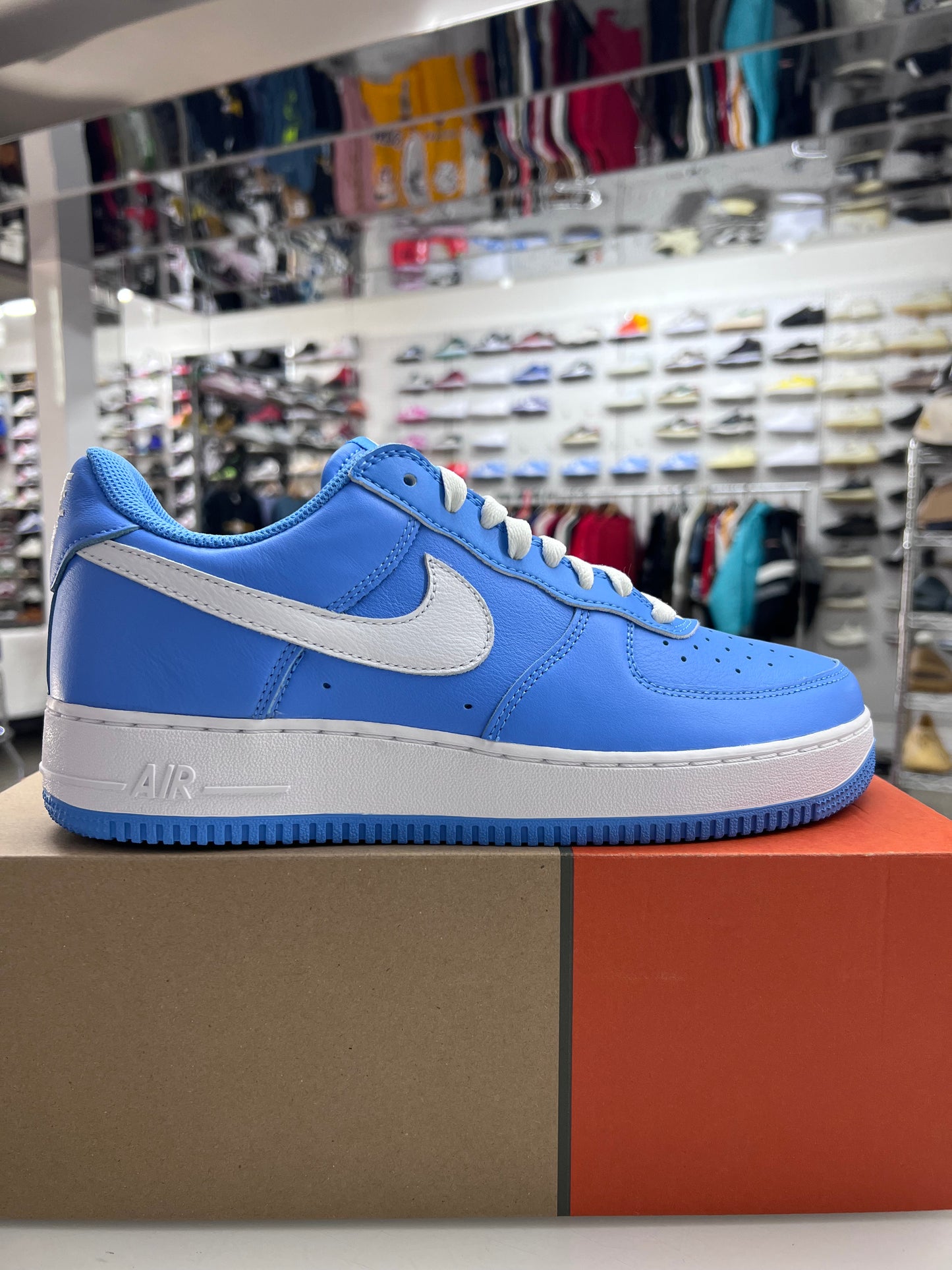 AF 1  University Blue