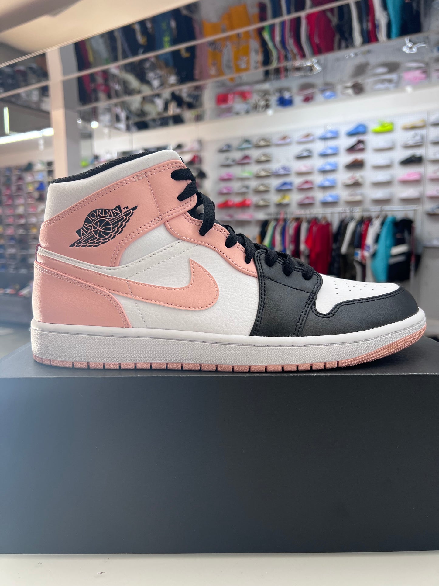 AJ 1 Mid Arctic Orange Black Toe