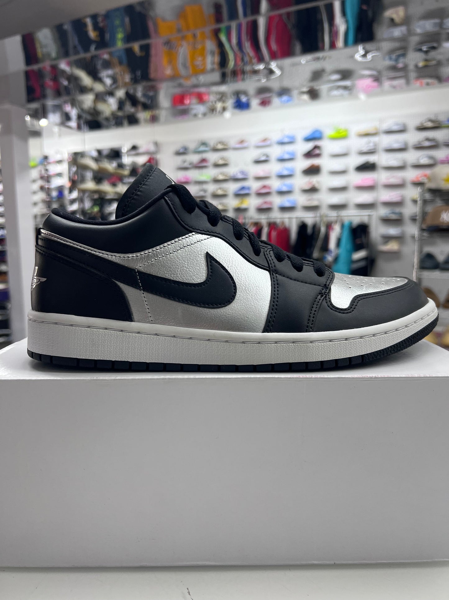 AJ 1 Low Silver Toe