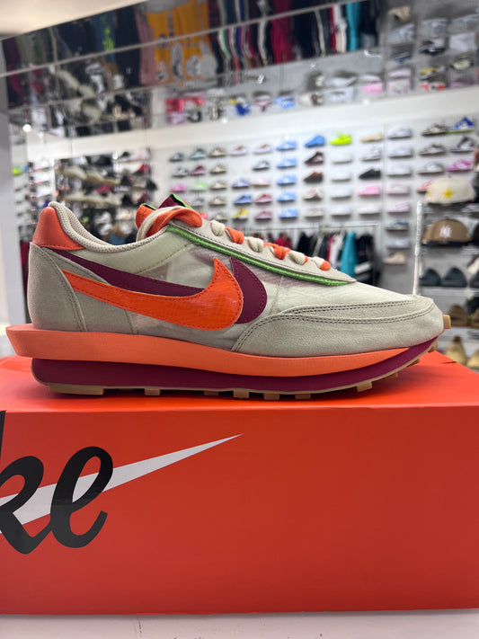 Nike Waffle Sacai Clot